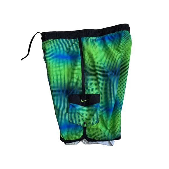 Nike Men's Size Medium Swim Trunks Multicolor Drawstring Mesh Lining Pocket - Picture 3 of 8